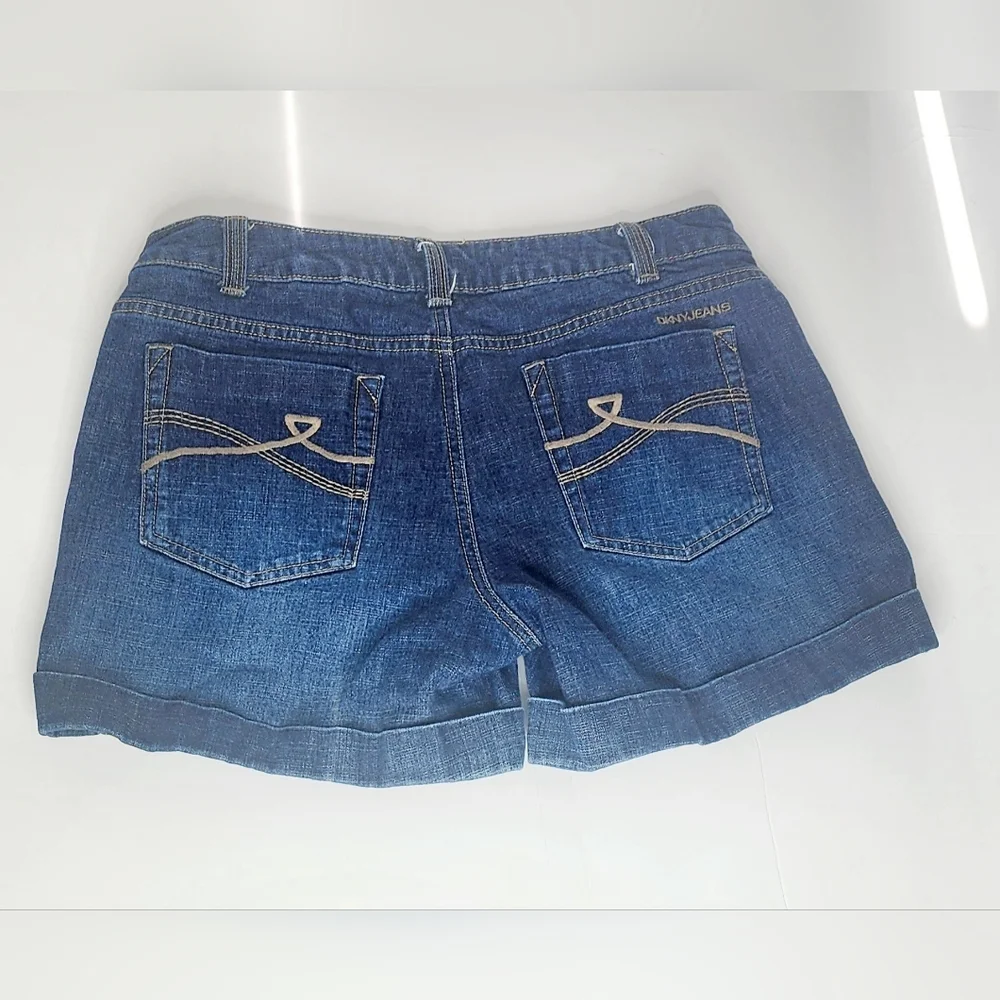 DKYN Jeans Women Cuffed Denim Dark Wash Blue Mid Rise Short Size 12 - Picture 3 of 6